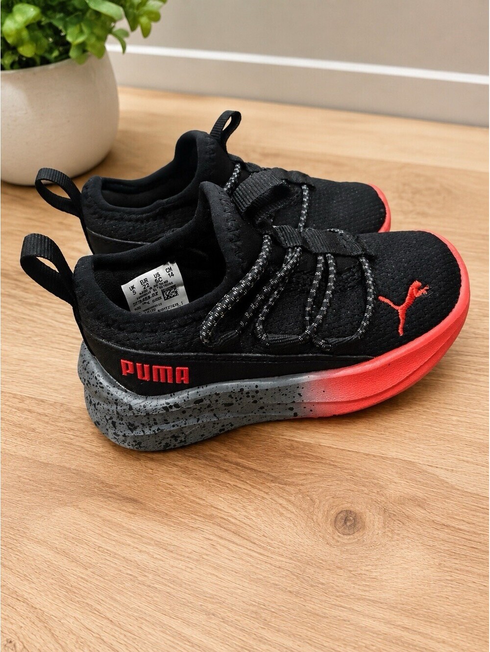 PUMA Wired Run Unisex Kids Black/Red/Gray Mesh Low Top Sneakers US 6 NIB